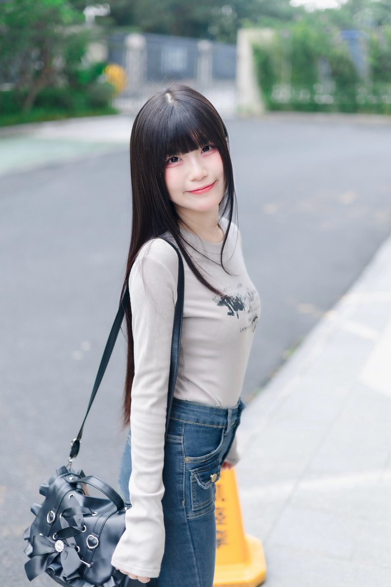eri_yamiyami's tweet photo. 🚶🏻‍➡️*｡153 cm. ♡ https://t.co/3fHLh67U6p