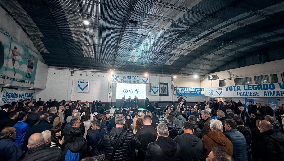 LegadoVelez's tweet photo. Honremos la historia, hagamos futuro ⭐️ https://t.co/9EG4XO6BTx