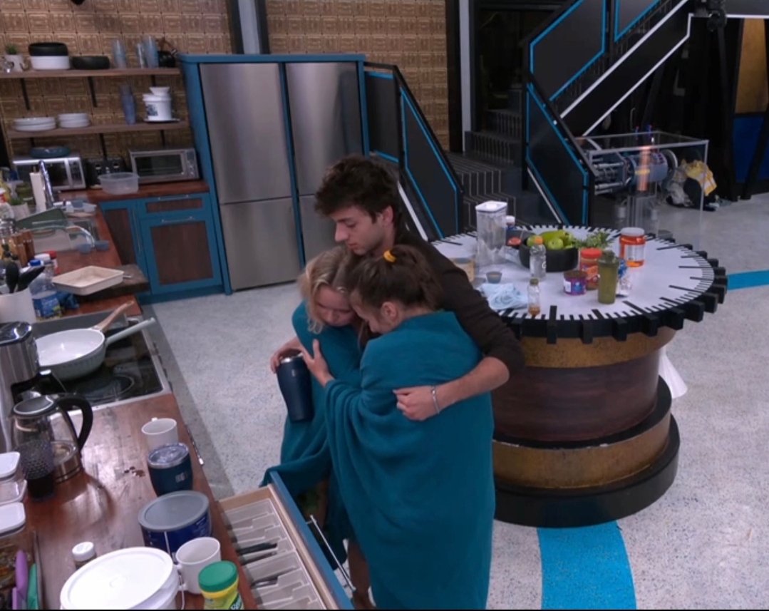 millysznnn's tweet photo. and the final thing i have to say is fuck the fake ass superfan barrett you are not apart of my fap #bb28 https://t.co/CfK54J86LW