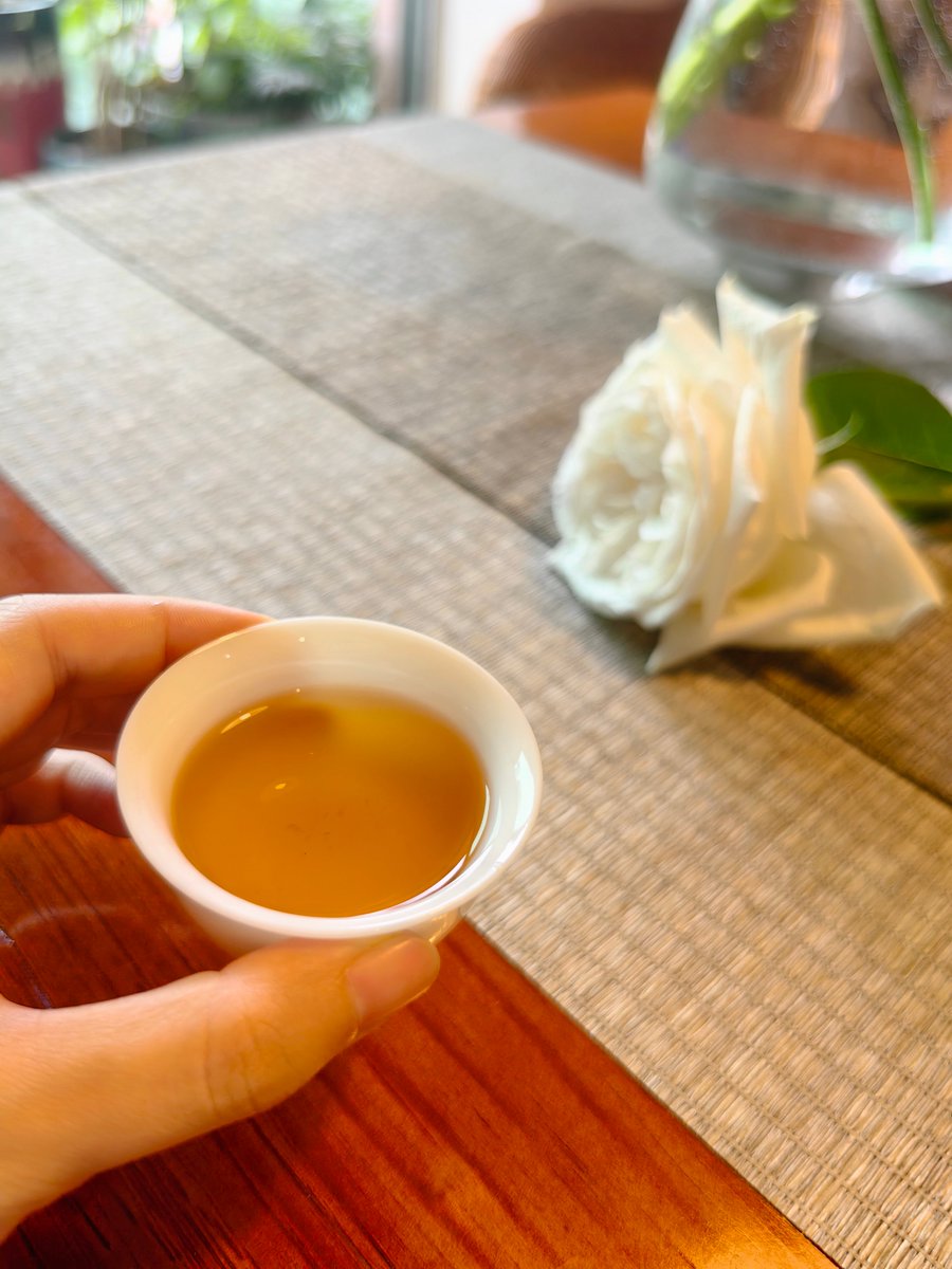 helkaness's tweet photo. Just tried the new 酪乙秘硕 series, their rich cheese notes and smooth finish totally hit the spot for afternoon tea!， https://t.co/qjq2ZiYuXH