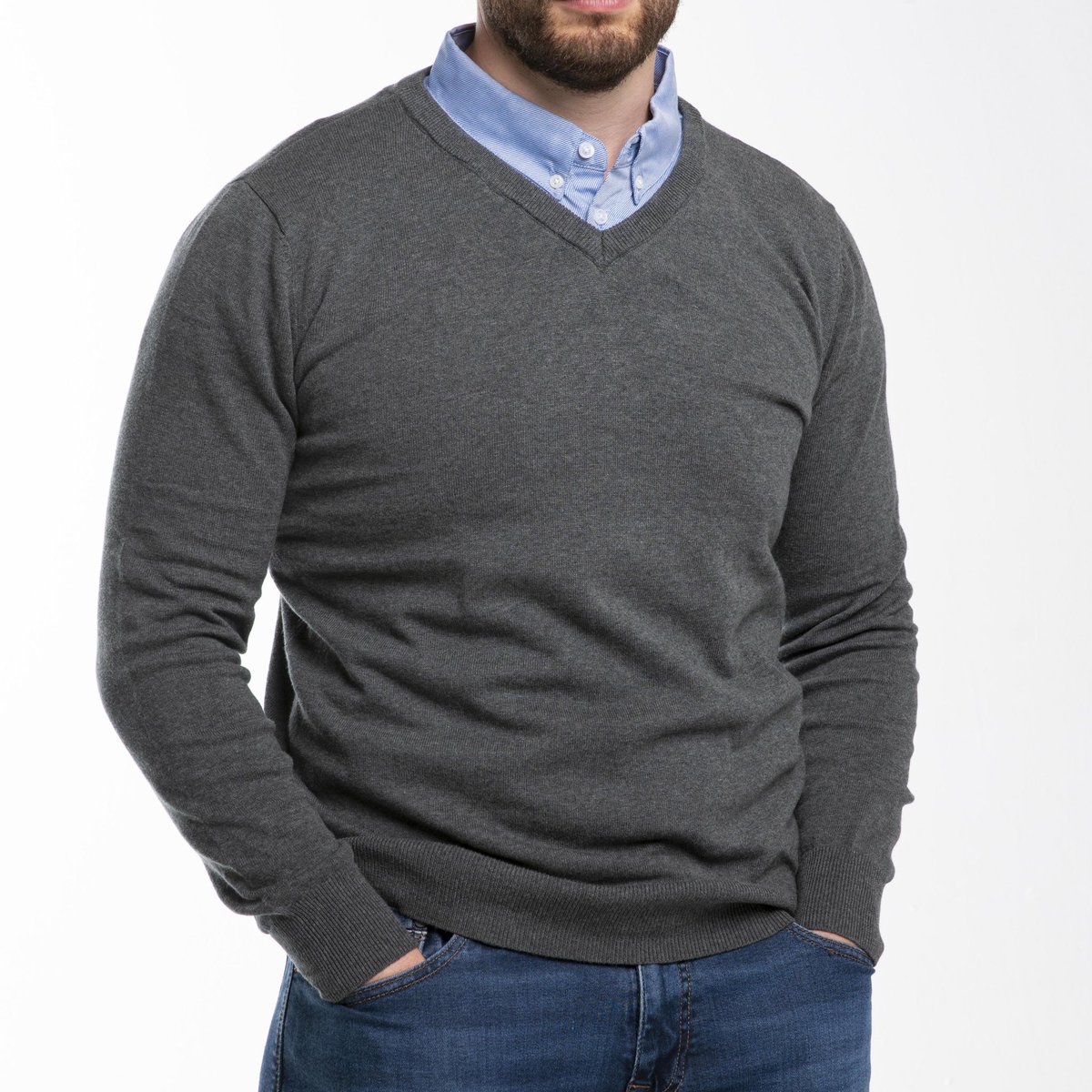 jakewoolf's tweet photo. Wearing a button up shirt under a thin sweater looks and feels terrible and I’m sick of pretending otherwise https://t.co/9shDWlYRuH