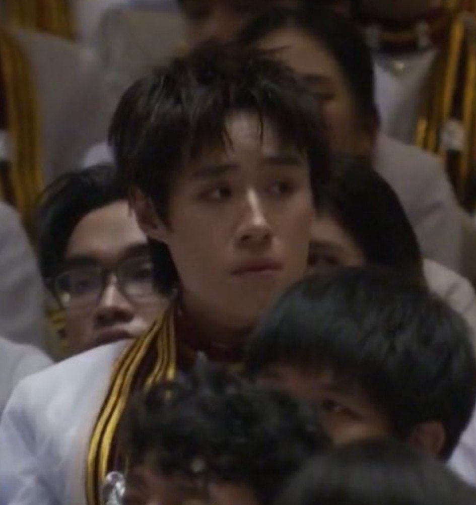 nnjt_jy's tweet photo. มีน้ำตากับสิ่งนี้จัง🥺🫳🏻🥜✨🎓

ปริญญาใบแรกของไลแคน https://t.co/vdfjbG6FmR