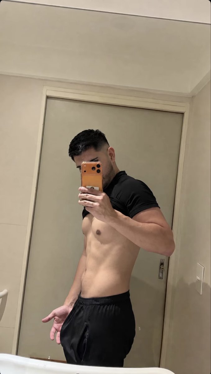 EDaaani_'s tweet photo. https://t.co/TUkRYdhoPs

🫦🥵 https://t.co/8wV6yYWMKo