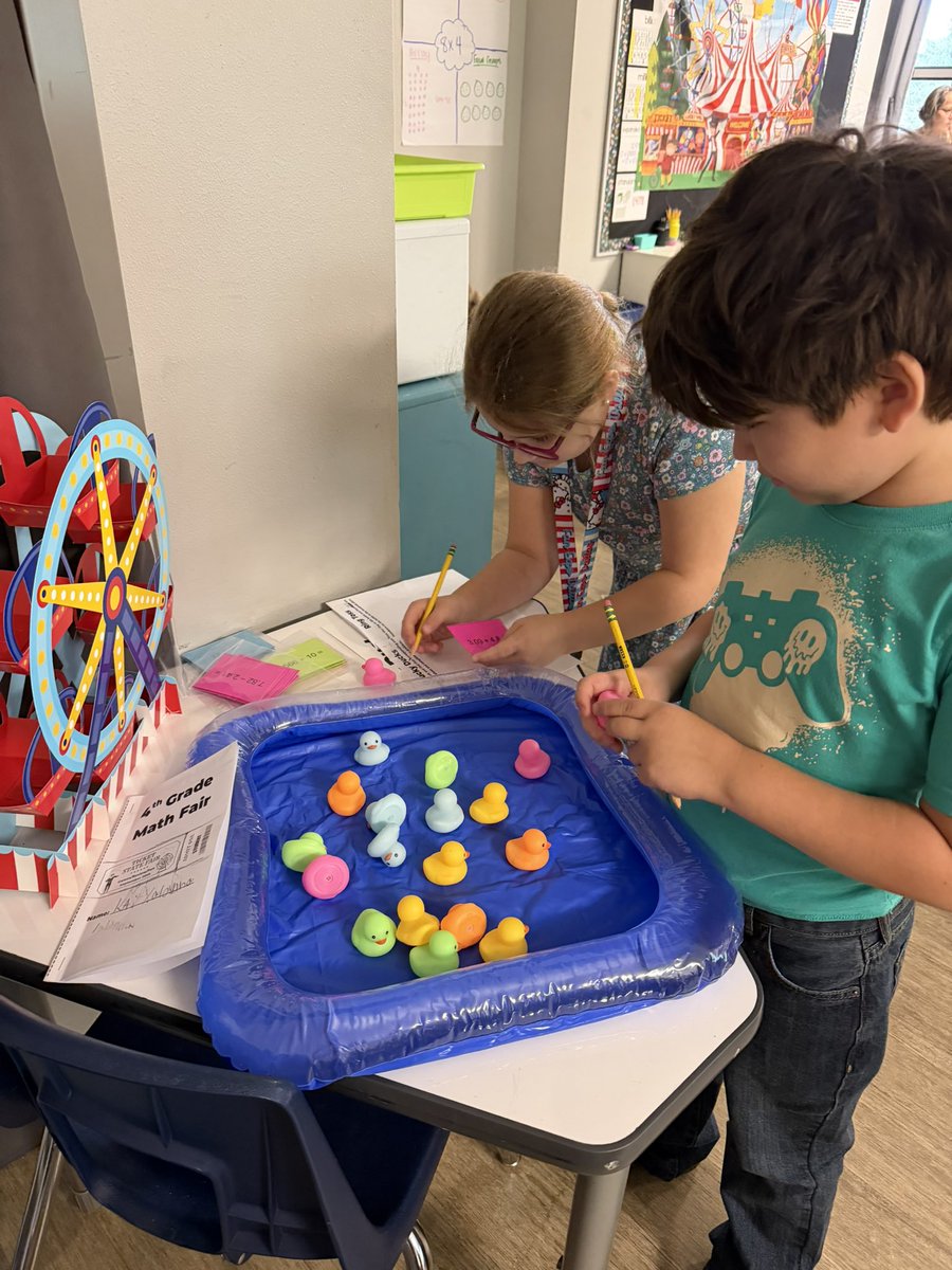 WhiteCarolyna's tweet photo. Math + fun = a carnival of learning! Our 4th graders are making math magic! @yaleroadrunners @MsKagaso @RISDmath #risddreambig https://t.co/PwOIlCmGdO