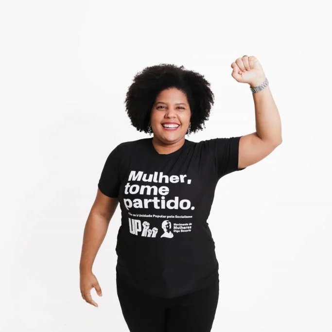forumbunklr's tweet photo. PITICOS: Membros comunistas do Fórum Bunklr se unem e lançam manifesto para eleger Samara 80 como a primeira presidenta negra do Brasil! ✊🏽🇧🇷

Sendo assim, infelizmente, a tradição da Pan de sempre torcer pra quem perde, seja em reality show ou em eleições, segue INTACTA. https://t.co/3mAnPW3AFT