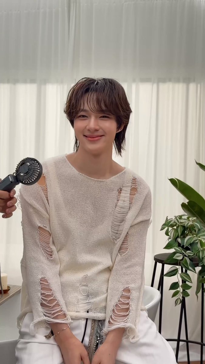 znn_teri's tweet photo. 아 예뻐어어어😭😭😭😭😭😭😭

#BlossominxZeeNuNew
#ZeeNuNew #NuNew @CwrNew ⌏/•᷅•᷄\੭ 𖾕𖾝꙼ᩚ𛲕𖾟 https://t.co/TuGfTcBQbc
