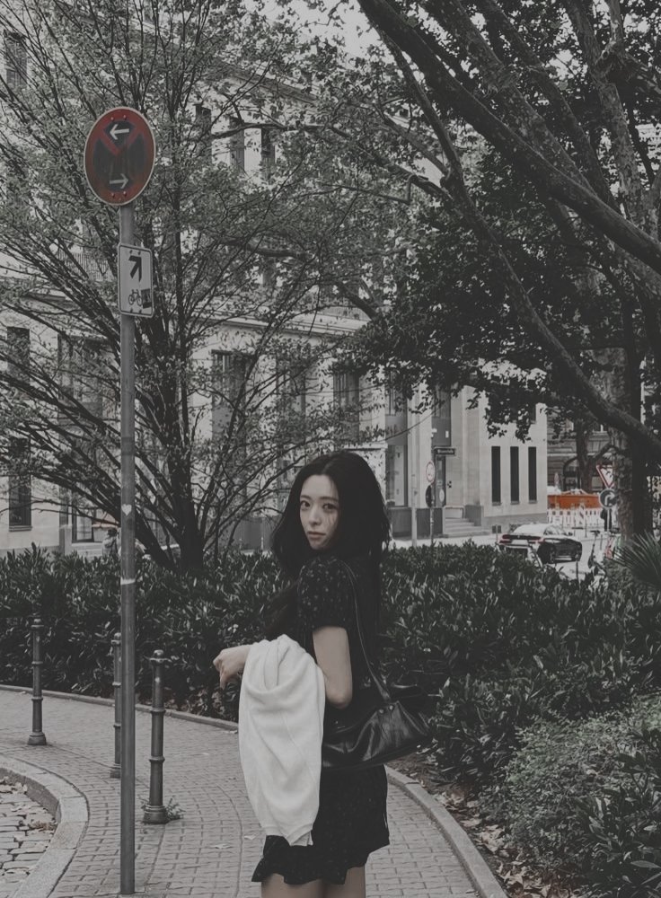 Apothecariy's tweet photo. ㅤㅤ
ㅤㅤㅤ𐩺 𝗪𝗜𝗟𝗦𝗛𝗜𝗥𝗘 𝗚𝗥𝗘𝗘𝗡 𝗣𝗔𝗥𝗞 
ㅤㅤㅤ𝟴𝟬𝟮 𝗦 𝗦𝗶𝗲𝗿𝗿𝗮 𝗕𝗼𝗻𝗶𝘁𝗮 𝗔𝘃𝗲, 
ᅠᅠᅠ𝗟𝗼𝘀 𝗔𝗻𝗴𝗲𝗹𝗲𝘀, 𝗖𝗔.
ᅠᅠᅠ𝟴:𝟱𝟱 𝗔𝗠
ㅤㅤㅤ
❛Flowers and bagels to end your LA fun, and thanks for your time, Kitty, @noctivelles. Until we meet again.❜
ㅤㅤ https://t.co/d1WbRh8fvP