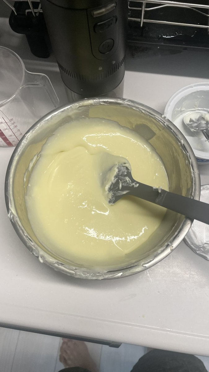 sepasepa114's tweet photo. チーズケーキ作成中
セミナーまでに間に合うのでしょうか https://t.co/Q9gKgUdSET