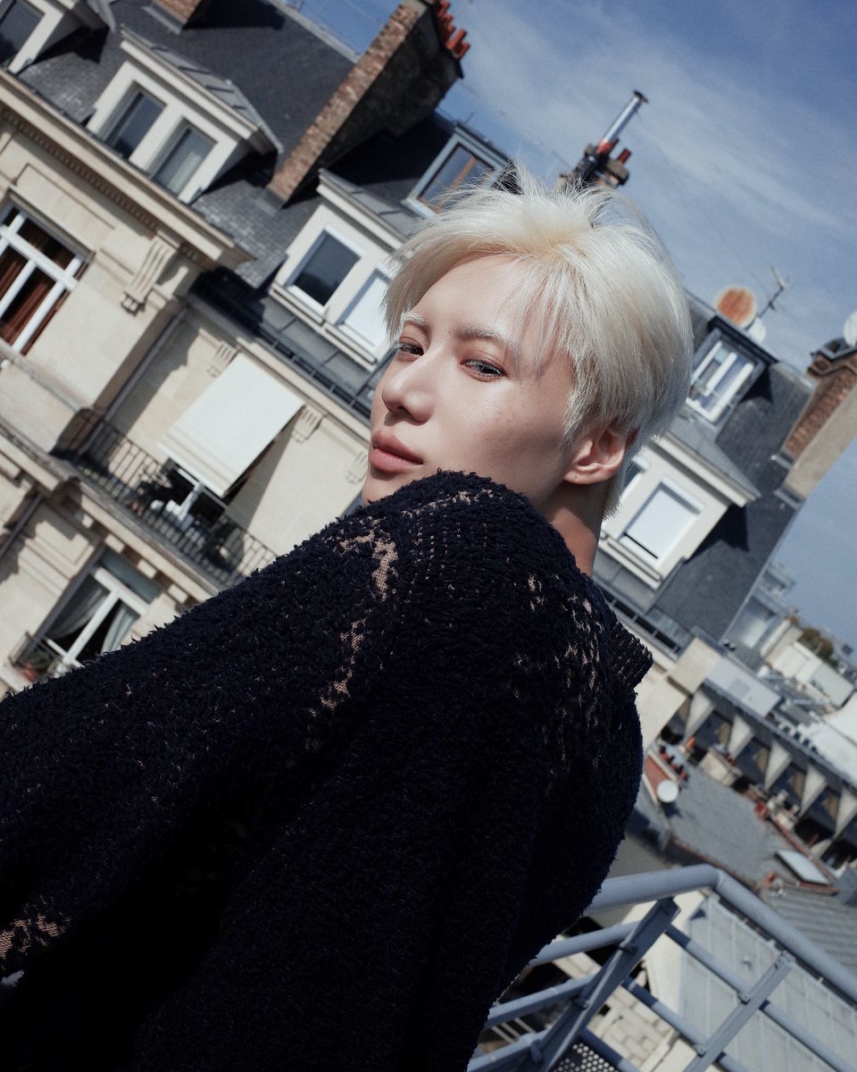 Taemin_Xoalsox_'s tweet photo. Paris Fashion Week 📸

#TAEMIN #태민 https://t.co/Qvl0tDsRrw