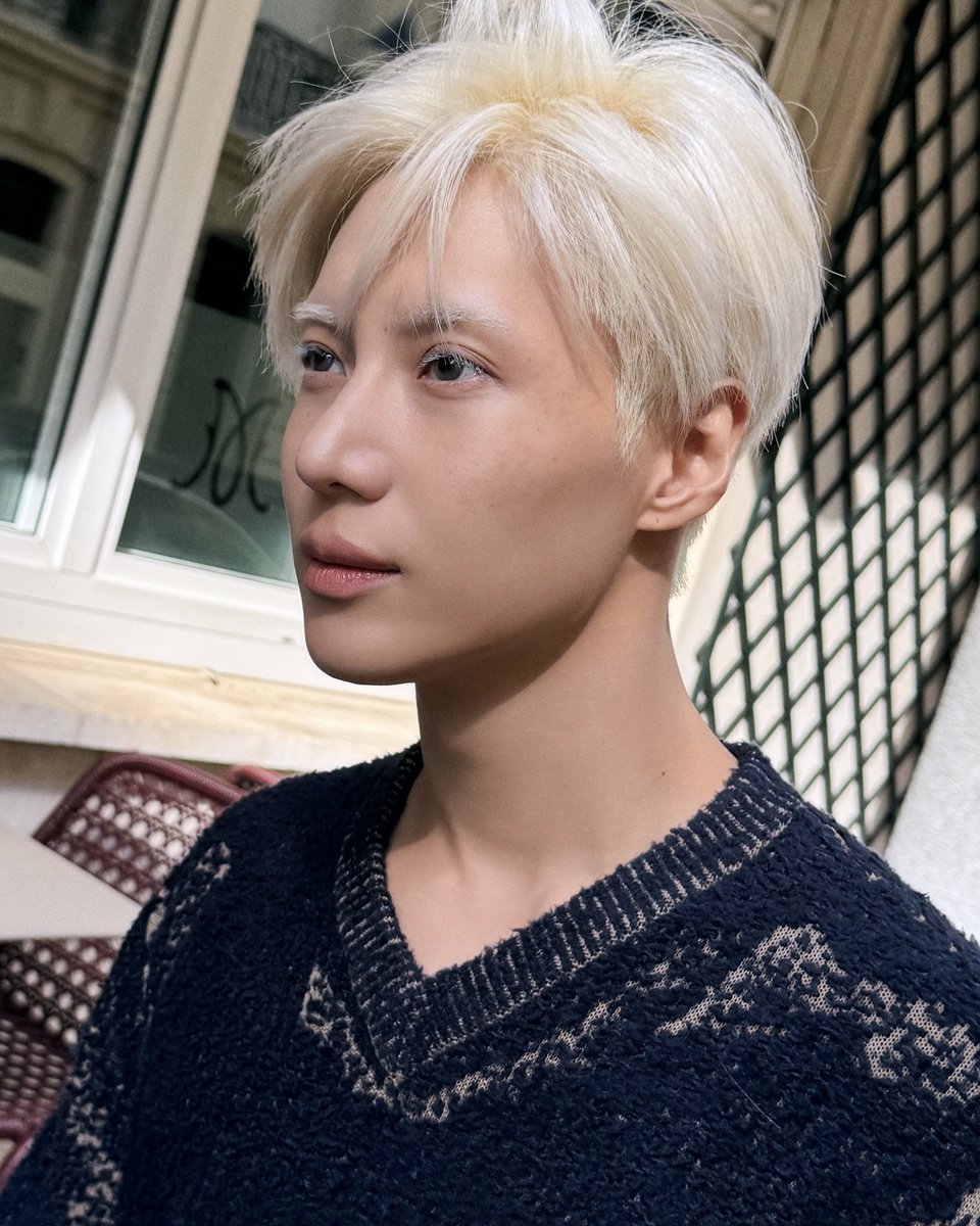 Taemin_Xoalsox_'s tweet photo. Paris Fashion Week 📸

#TAEMIN #태민 https://t.co/Qvl0tDsRrw