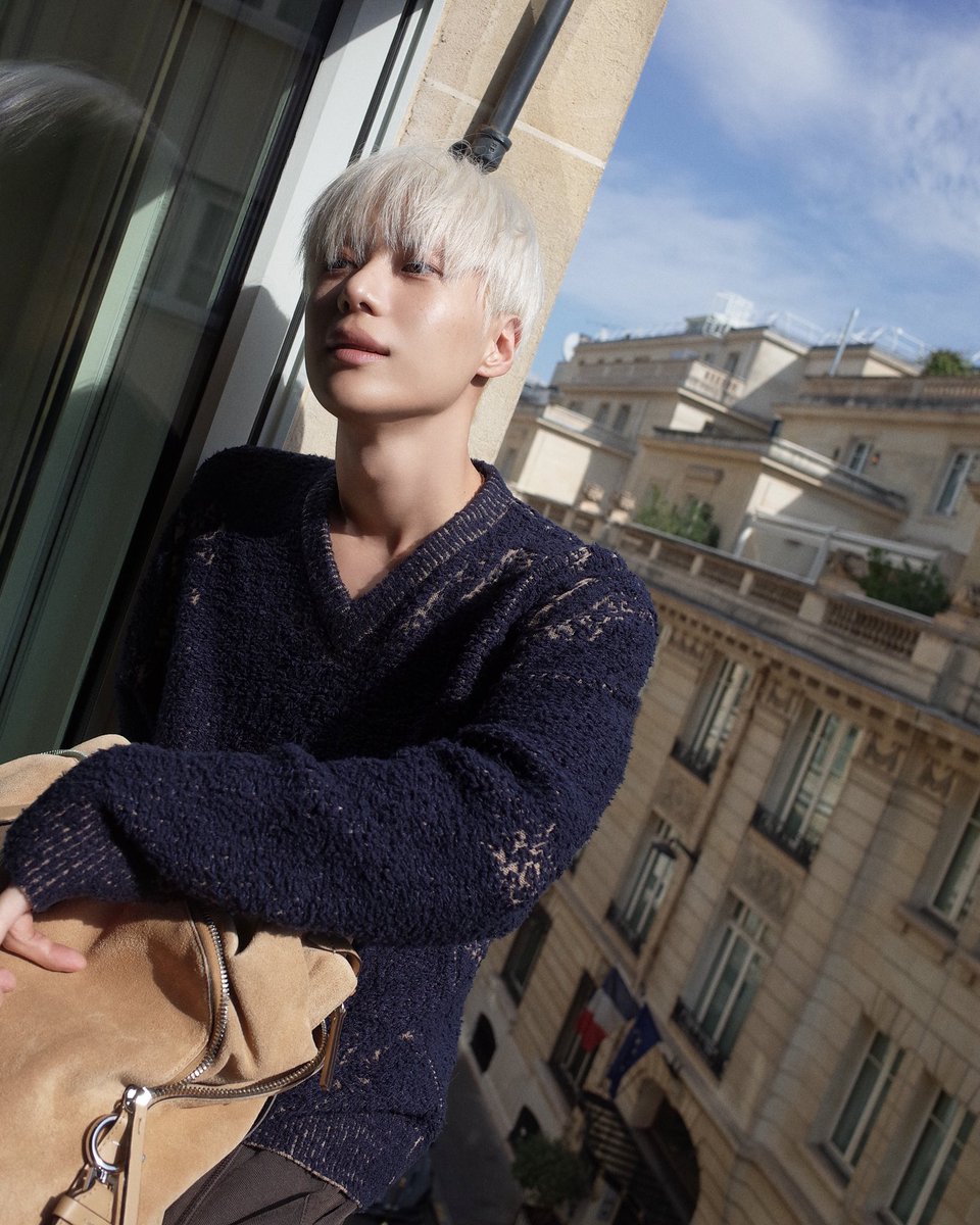 Taemin_Xoalsox_'s tweet photo. Paris Fashion Week 📸

#TAEMIN #태민 https://t.co/Qvl0tDsRrw
