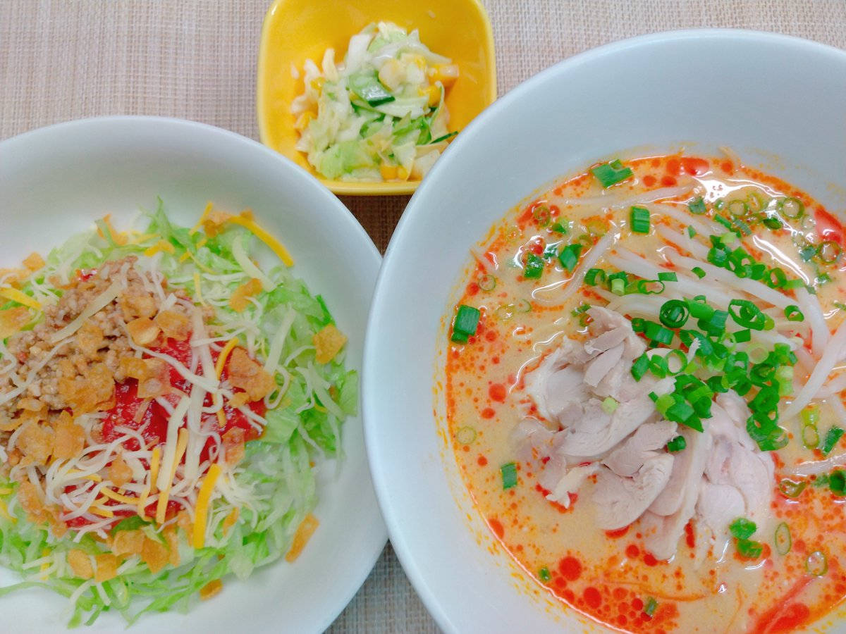JASMINEshinyuri's tweet photo. 🌞本日の日替わりランチセット
🌶️サンバル麺
・タコライス
・コールスローサラダ
¥1000(税込)

日替わりランチ弁当はタコライスです🥡
¥650(税込)

毎週金曜日のランチタイムは鶏塩拉麺、塩豚骨拉麺、醤油拉麺、海老雲呑麺、辛味噌拉麺などラーメンがメインのメニューをご用意しています🍜 https://t.co/cHHtgI9v2N
