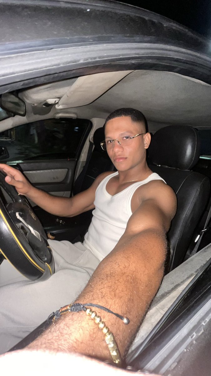 AlfreRodriguez_'s tweet photo. Viernes chiquito o juernes? https://t.co/gO7gzLU3kd