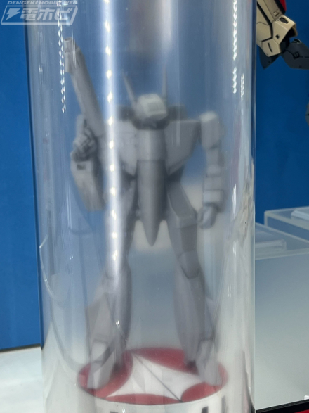 hobby_magazine's tweet photo. VF-1J　バルキリー
HG商品化決定

https://t.co/EIJTIy8sgy

#全日本模型ホビーショー https://t.co/KEcGLPrEuY
