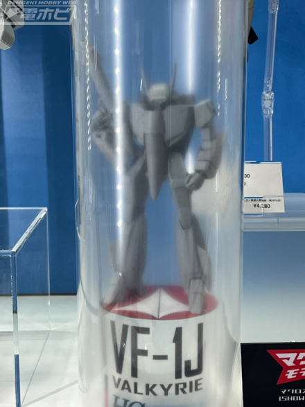 hobby_magazine's tweet photo. VF-1J　バルキリー
HG商品化決定

https://t.co/EIJTIy8sgy

#全日本模型ホビーショー https://t.co/KEcGLPrEuY