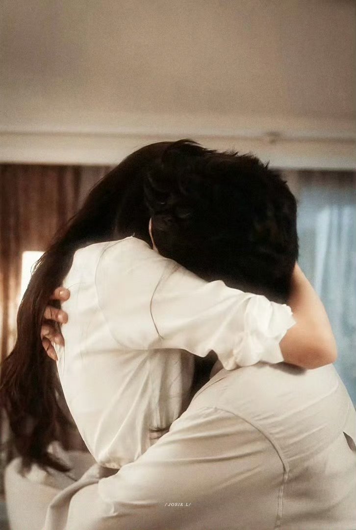 chaleenajaja's tweet photo. ขอคนเข้าใจ กอดจม https://t.co/yKEepUl2WR