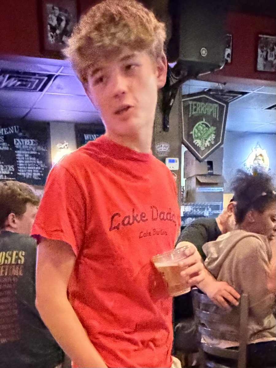 TLovesLilBaby's tweet photo. I found a twink in downtown Athens. They (call me woke I know) want the Phillies to win https://t.co/re2CL8ctsG