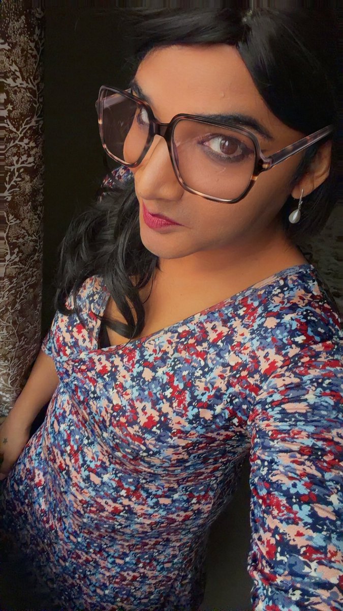 mrynAldarling's tweet photo. #October_girl https://t.co/my08qiSvgF