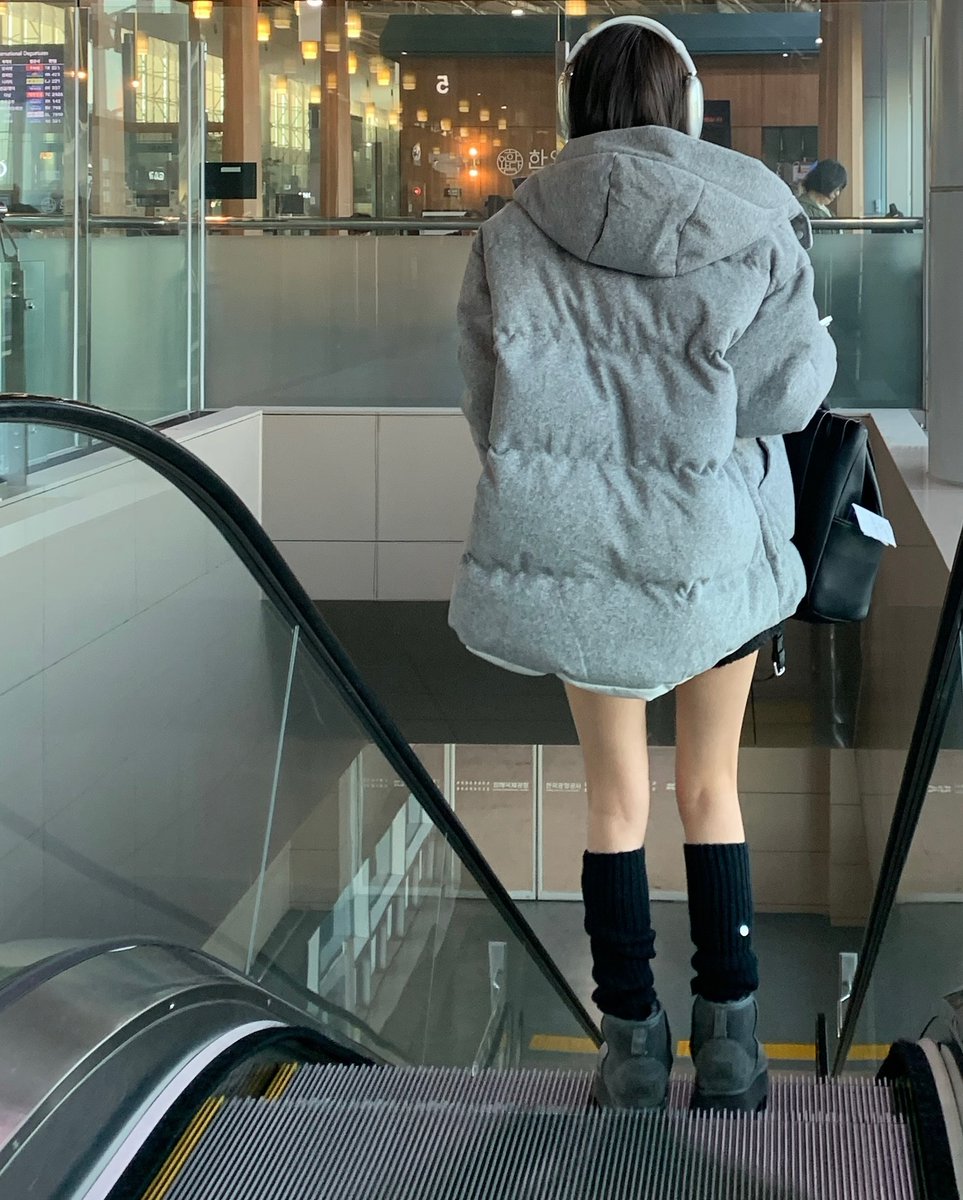 flaviaoc89's tweet photo. 愚痴を聞いてくれて、一緒に笑ってくれる相棒に心から感謝。みんなの意見も聞かせてね。 😊
yZSeh https://t.co/RZCidDzhIL