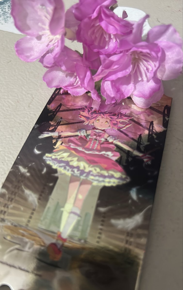 asmodeusamane's tweet photo. Muy buena la peli de madoka aaaaa gracias Konnichiwa Festival 😭 https://t.co/38d2Deyy8e