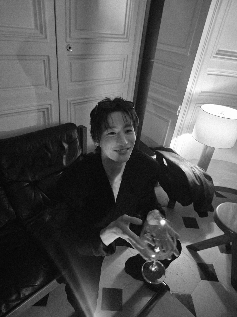 my03lee's tweet photo. ㅐㅈㄱ 321฿ แอนตันเป็น NEW BA YSL แล้วค่า🤍

rt+ mention 
♡♡พร้อมติดแท็กข้อความด้านล่าง♡♡

ANTON SAINT LAURENT AMBASSADOR 
#ANTONxSaintLaurent
#ANTONxSaintLaurentSS27 @YSL https://t.co/emSUIQ8V6w