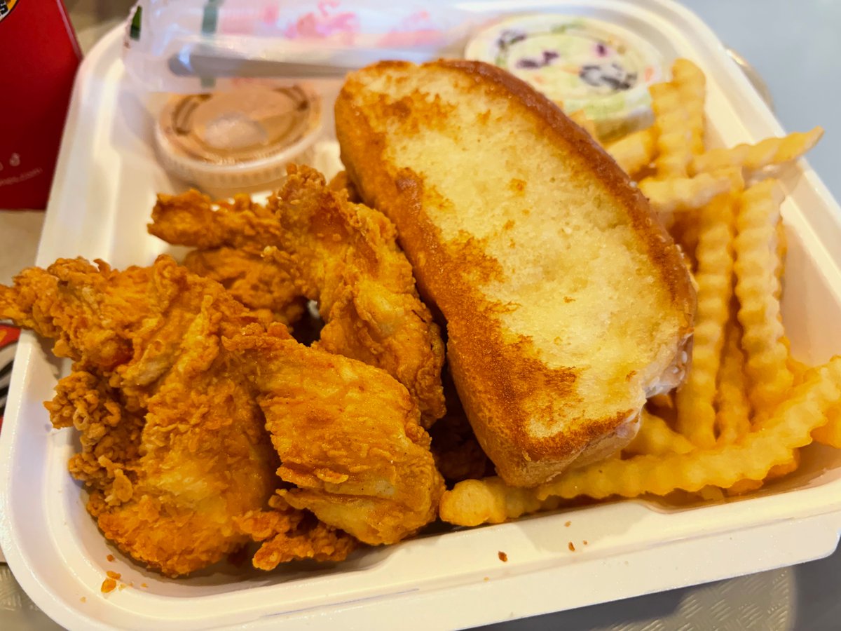 youma_icon's tweet photo. アメリカに「レイジング・ケインズ」というチェーン店があるのですが、思い出すと無性に食べたくなるんです…。
こんなにシンプルなのに、なんだろうなぁ…。

https://t.co/GLnVOSxpvc https://t.co/JnQvZJ5Bks