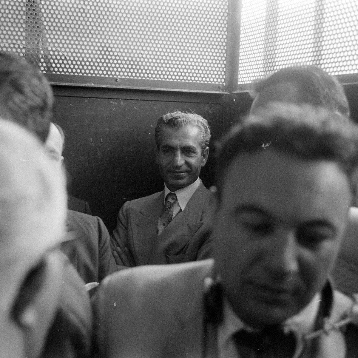 HistoryInPik's tweet photo. خدایگان https://t.co/HHDAmLNTY2