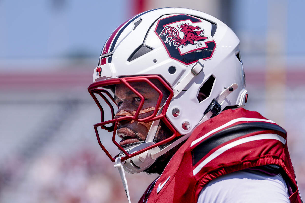 CamMellor's tweet photo. The @PFN365 highest-graded true freshman offensive tackles:

Darius Gray, South Carolina: 85.5
Ekene Ogboko, Georgia: 84.4
Kodi Greene, Washington: 77.9
Xavier Payne, Colorado: 76.1
Kevin Brown, West Virginia: 73.2
Terrell Berryhill Jr., Purdue: 73.2
Danzel Newell, New Mexico: 71.7
John Watkins, Temple: 70.7
Tadan Bingham, Louisiana Tech: 70.3
Drew Evers, SMU: 67.3