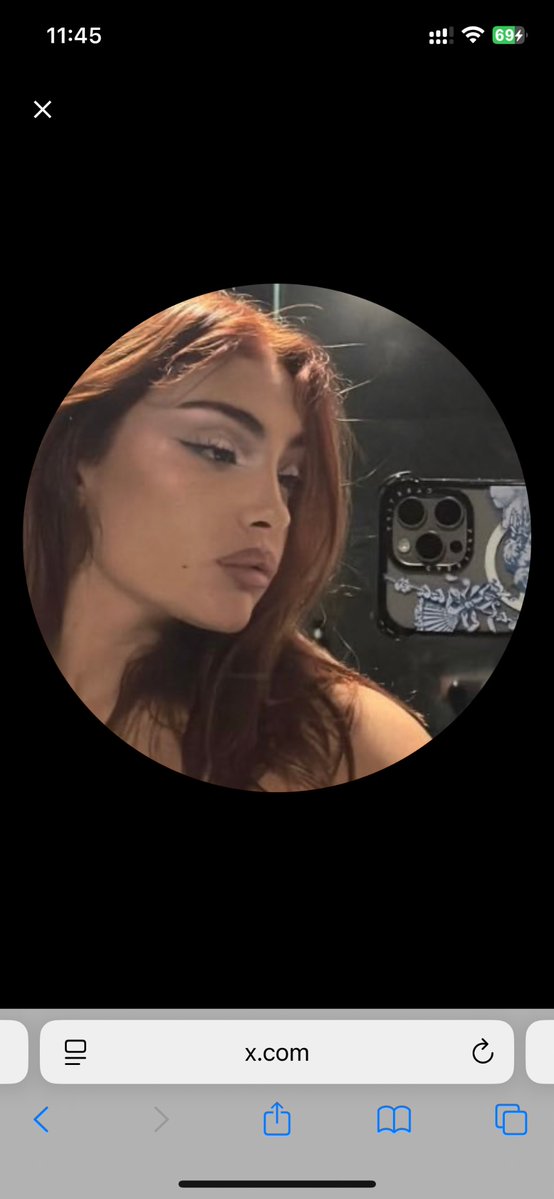 Roquebcn1's tweet photo. @sinfr0nteraz La linda !???? Jajaja https://t.co/EAM1RaIZ9F