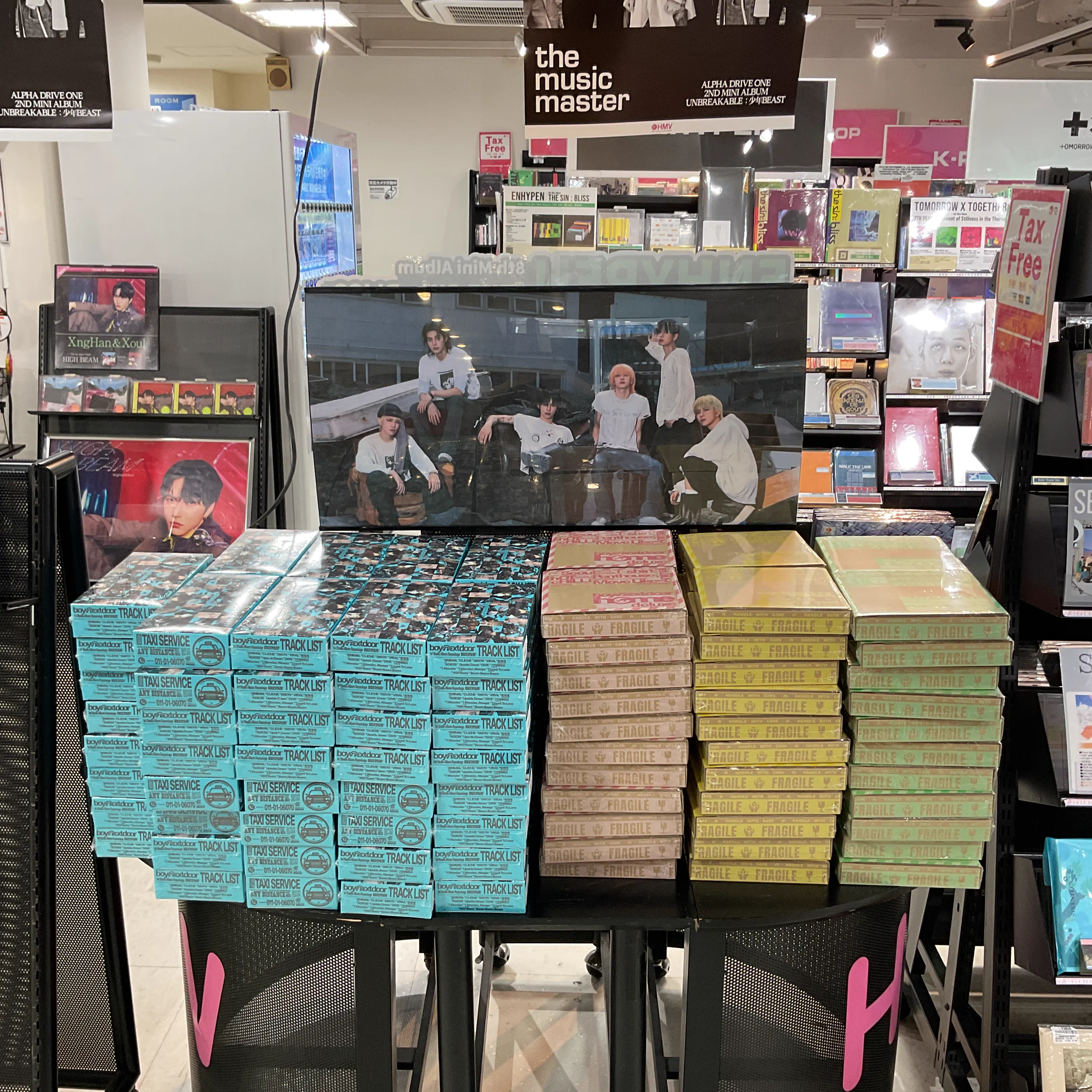 イハン　トレカ　特典　ショーケース　ポップアップ　ラキドロ　まとめ売り　ボイネク HMV栄 on X: 