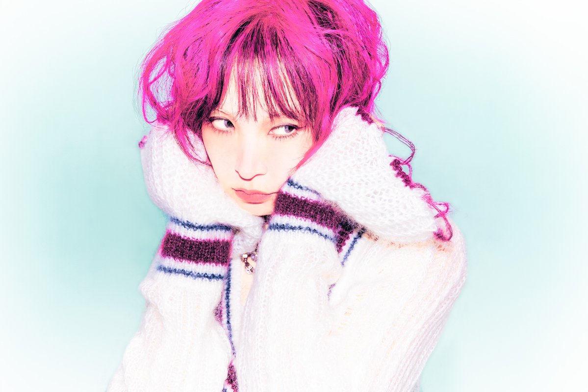 LiSA_STAFF's tweet photo. NEW ARTiST PHOTO📸⚡

➤LiSA BEST -LOUD-
https://t.co/VJiD8RiBBS

#LiSA #LiSA15th 
#LiSA_BEST_LOUD https://t.co/TRU6FB3NeR