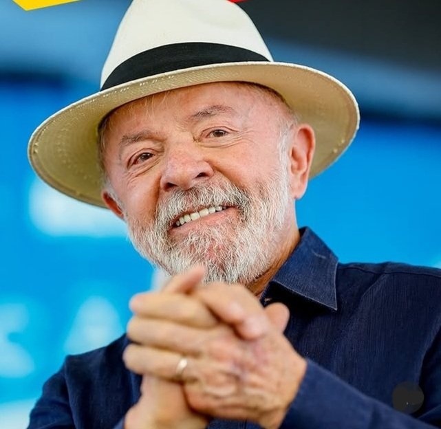 LigianePestana's tweet photo. Passada que a Globo armou uma arapuca pro LULA e ele fez a emissora cancelar o debate presidencial. Caramba, LULA É GIGANTE !!!
BRASIL PRECISA DO LULA
LULA PRESIDENTE 1️⃣3️⃣✅️ https://t.co/v66aDpvev7