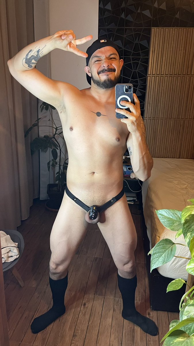 EnriqueGlza's tweet photo. Day 1:
Embrace your sexuality!!
Día 1:
Vive tu sexualidad!! https://t.co/4p7KQl99Ql