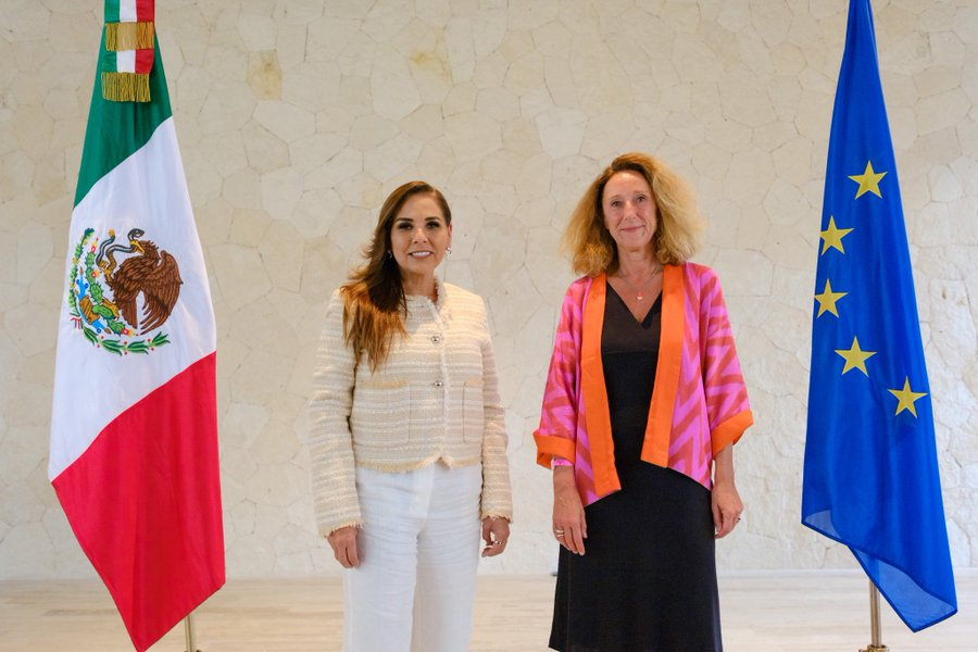 TELE_URBAN's tweet photo. 🟢 La gobernadora de Quintana Roo, @MaraLezama, informó que sostuvo una reunión con Myriam Ferrán, directora general adjunta de Asociaciones Internacionales de la Comisión Europea, para presentar las acciones que realiza el estado frente al sargazo.

✅Durante el encuentro también exploraron alternativas de cooperación tecnológica y posibles mecanismos de financiamiento para su atención y aprovechamiento, con el objetivo de fortalecer el cuidado de los mares y generar beneficios para la población 🤝🇪🇺