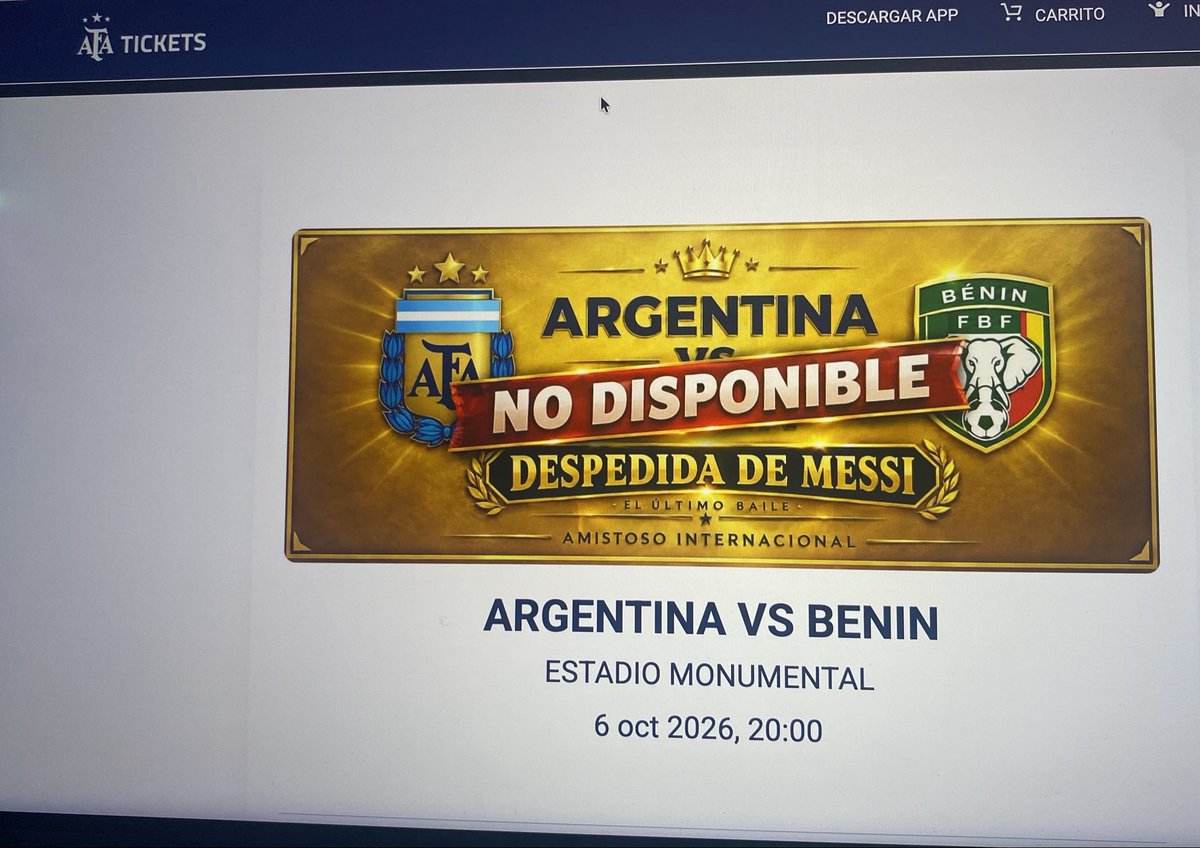 archiveblur's tweet photo. q alguien le avise al chiqui mafia q con lo de las entradas contra contra sapo pateado le alcanza para pagarle a un diseñador grafico 🙏🏼 https://t.co/2OsteOLG2g