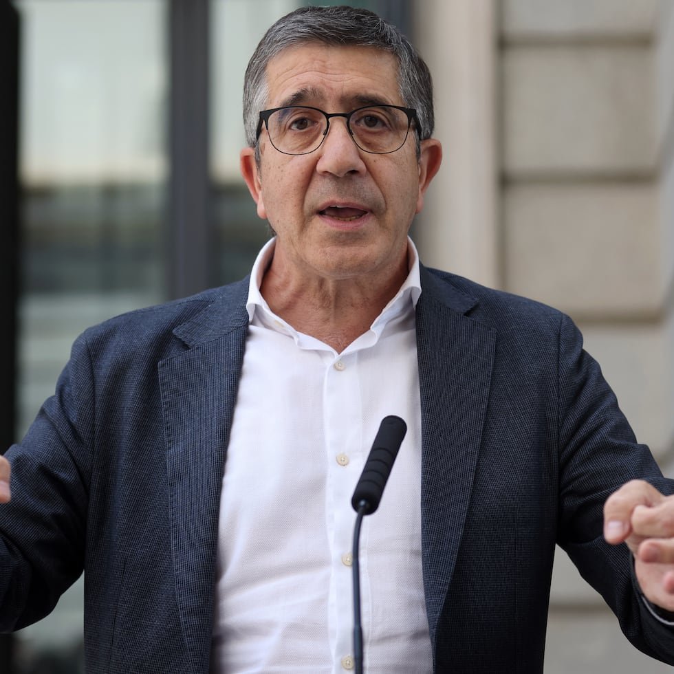 plario214541's tweet photo. ¿Sabéis por qué estos dos están desaparecidos en esta  crisis de la vivienda ? Porque entre los dos , suman 11 inmuebles en propiedad según los datos oficiales del Congreso . 
Socialismo puro . https://t.co/AarMJlBkbq