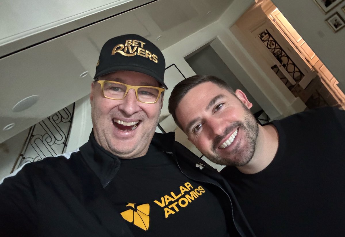 phil_hellmuth's tweet photo. W @RBDreamer!
A great guy and a world class business partner of mine!! RB is crushing it with investments in @valaratomics, Dream Fund I, and @micro1_ai
RB has made me a lot of money and we have had a lot of fun together: thanks RB!
#POSITIVITY https://t.co/XM4SqDMgwK