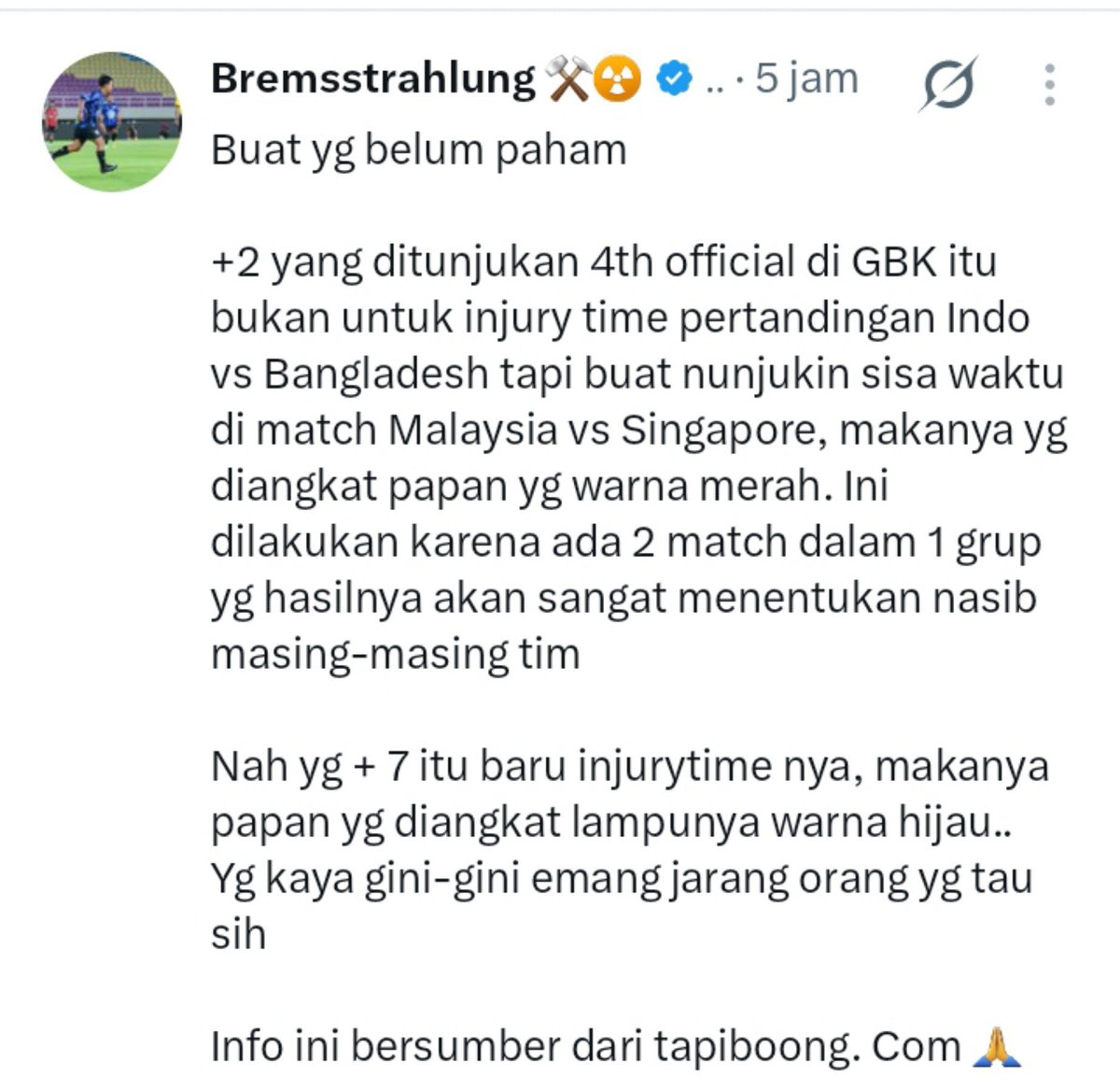IndosFC's tweet photo. Ternyata soal papan yang diangkat oleh 4th official sebagai waktu tambahan babak kedua di laga 🇮🇩🇧🇩 kemarin malam (1/10) benar adanya menunjukkan angka 2 menit kemudian dikoreksi menjadi 7 menit.

Kok bisa? Inilah jawabannya 👇👇 https://t.co/HQQgZbGq9k