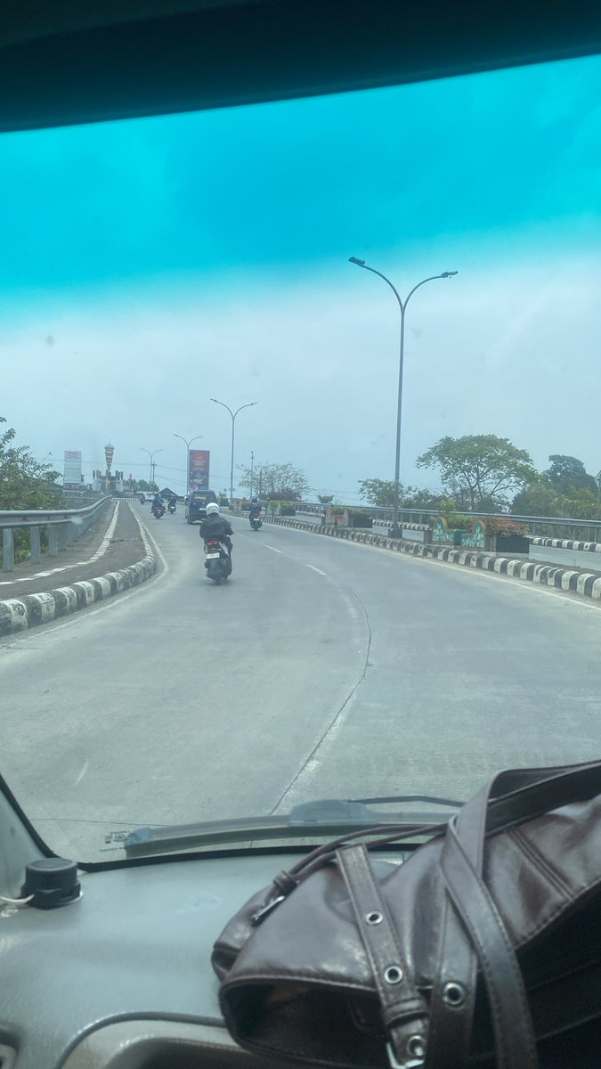 Cecem1kx's tweet photo. Rekomendasi tempat yg enak buat santai area purwokerto dongg 🥺 https://t.co/hKROHRFhIN