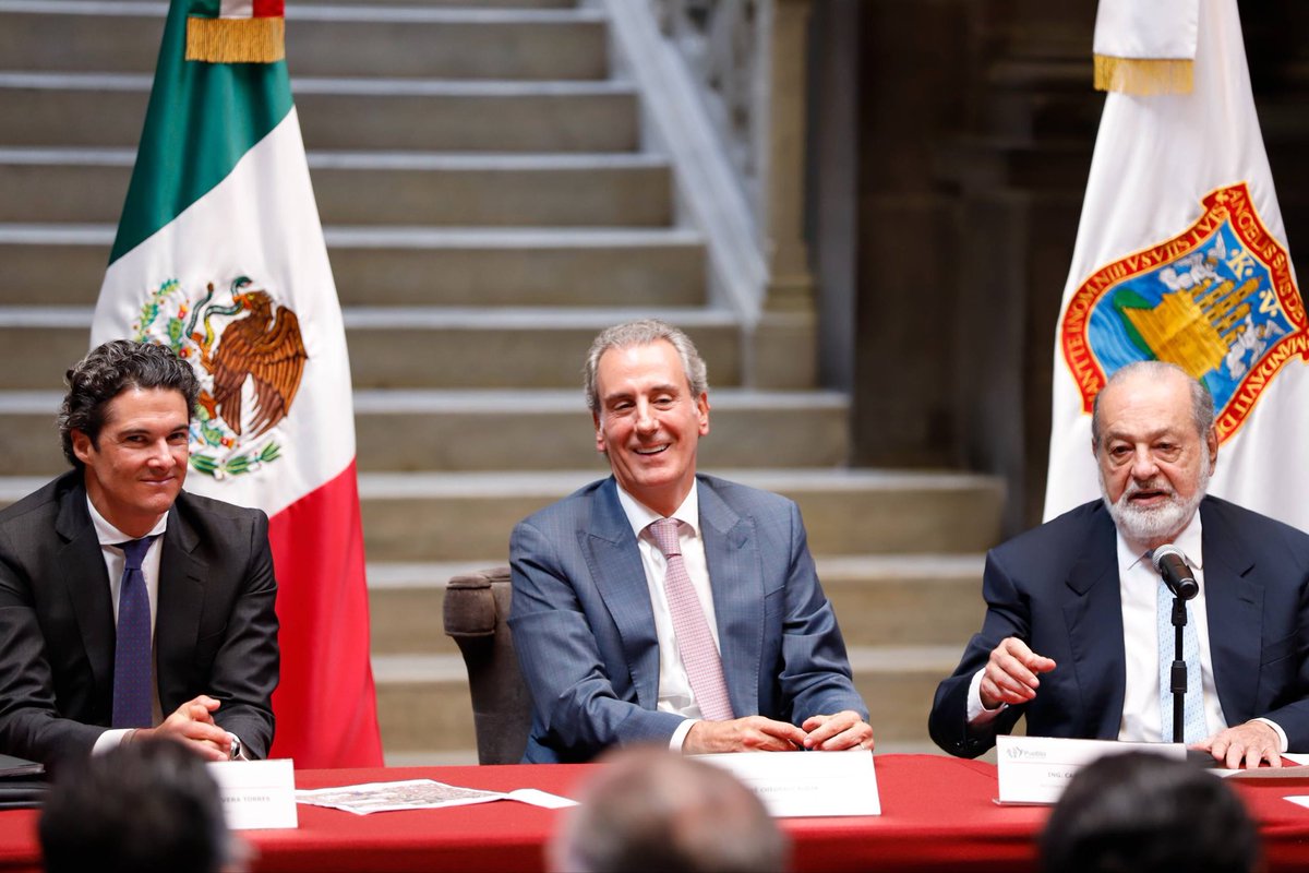 msilvaruiz's tweet photo. #Puebla merece proyectos que nos hagan mirar hacia adelante y seguir haciendo de ella #LaCapitalImparable.

Paseo San Francisco representa una gran inversión y nuevas oportunidades para nuestra ciudad. Hoy recibimos al empresario Carlos Slim para conocer este importante proyecto de #GrupoCarso.

Me emociona ser parte de este momento y seguir impulsando, junto al Gobierno de nuestro presidente @Pepechedrauimx, una Puebla con más oportunidades para todas y todos.