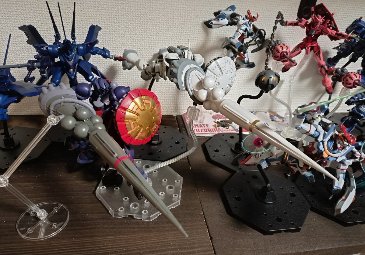 omigawa6's tweet photo. ゴールドと赤で部分塗装やって良かった！！ https://t.co/ZZBkiRbQrS