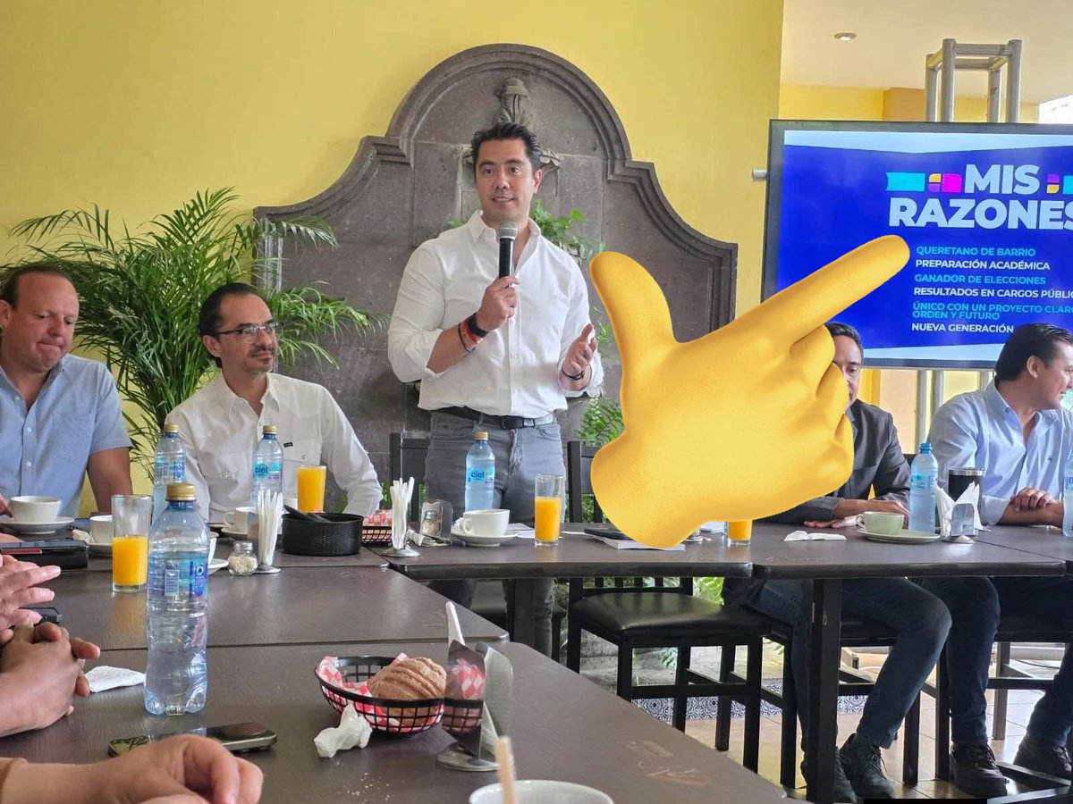 queretana70's tweet photo. Martinillo Martinillo dónde estás, dónde estás, qué no ves o te haces de la vista pndja🎶🎶🎶 🤭🤣🤣🤣 https://t.co/qxCLiiGUQy