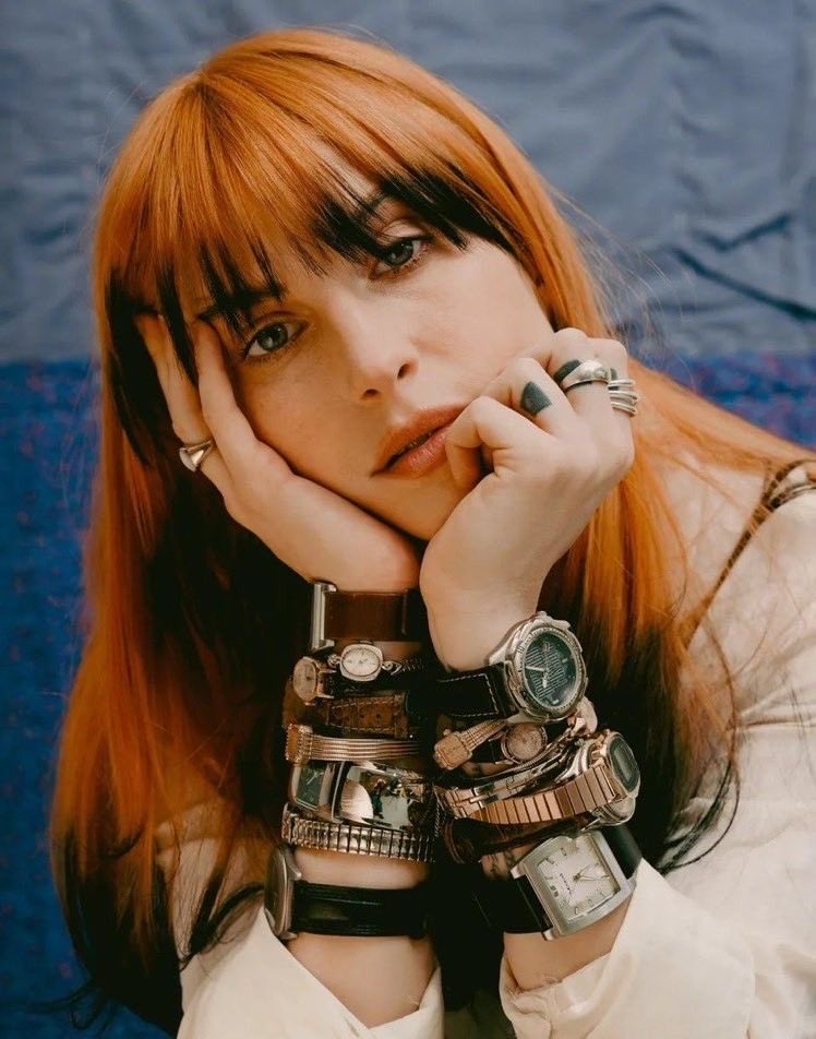 lmjcrave's tweet photo. Lauren Jauregui sends a message to Hayley Williams at @MTVBrasil:

“Hi Hayley! If this gets back to you – I really love you so much and you are so special to me. If you want to make a song with me call me anytime you want. I love you!” https://t.co/zJHUq7jLRC