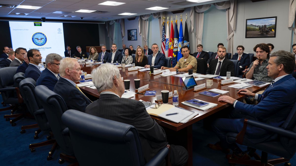 DeptofWar's tweet photo. Immediately after @SECWAR State of the Force speech, Project Meridian held its inaugural meeting with @elonmusk @newtgingrich and @PalmerLuckey.

And today, the full board met at the Pentagon for the second meeting. https://t.co/EApkRRsIbn