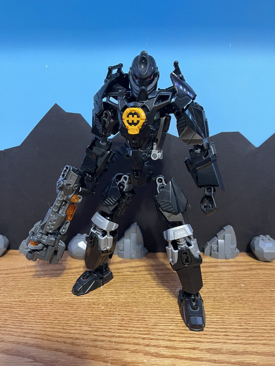 Ultrama63276617's tweet photo. Hey guy it me Alex Hang this is my Lego Bionicle and Hero Factory it is Stringer it cool I hope you like it
#lego #legobionicle #legoherofactory #legostringer #stringer https://t.co/NC2p8WIg8p