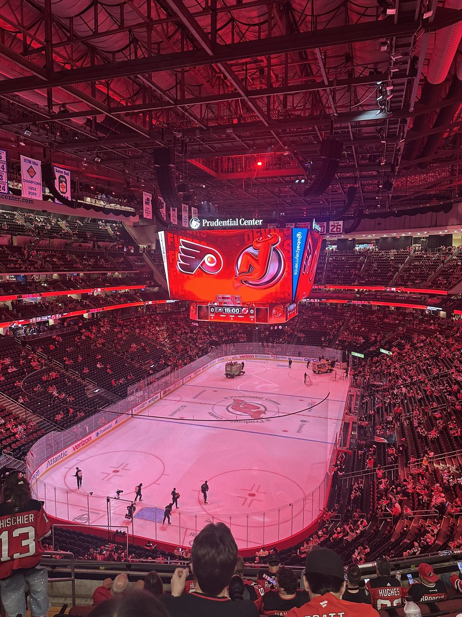 DEVlLSHUGHES's tweet photo. it’s so good to be back #njdevils https://t.co/gpt5VO5xid