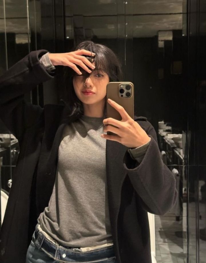 TactoPuro's tweet photo. ⠀  ⠀ ⠀ Friend   Request     ஜ   ✦  ☽

Name: Love.
Status:  Single.
OS: Lesbian.
Age: 36.
Zodiac sign:  Sagittarius.
Fav season: Spring.
(⠀+⠀)⠀:⠀series, books, cat's lover, lana del rey, Intensity, Forest , Cars, Wolf.
ㅤㅤㅤㅤㅤㅤ♡         for         dm https://t.co/dvrK693y5Q