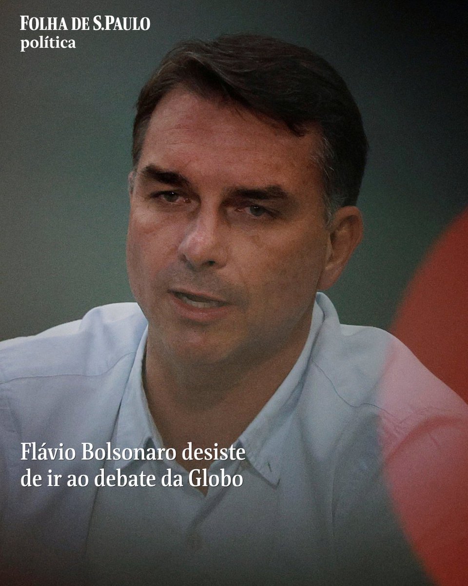 folha's tweet photo. ELEIÇÕES 2026 | O senador Flávio Bolsonaro (PL) decidiu não ir ao debate da Globo. Um integrante da campanha afirmou à Folha que a estratégia de Flávio se baseava em expor o presidente Lula e explorar a imagem do púlpito vazio no estúdio da Globo, reforçando a mensagem de que ele foi covarde. "Acabo de tomar a decisão de não ir ao debate da Globo em função da censura imposta ao evento pelo TSE. A imprensa tem que ser livre e as eleições limpas. Em breve mais detalhes", disse.

📲Leia mais na #Folha: https://t.co/000UcA3I4Q

📷 Brian Snyder/Reuters
📝 Thaísa Oliveira