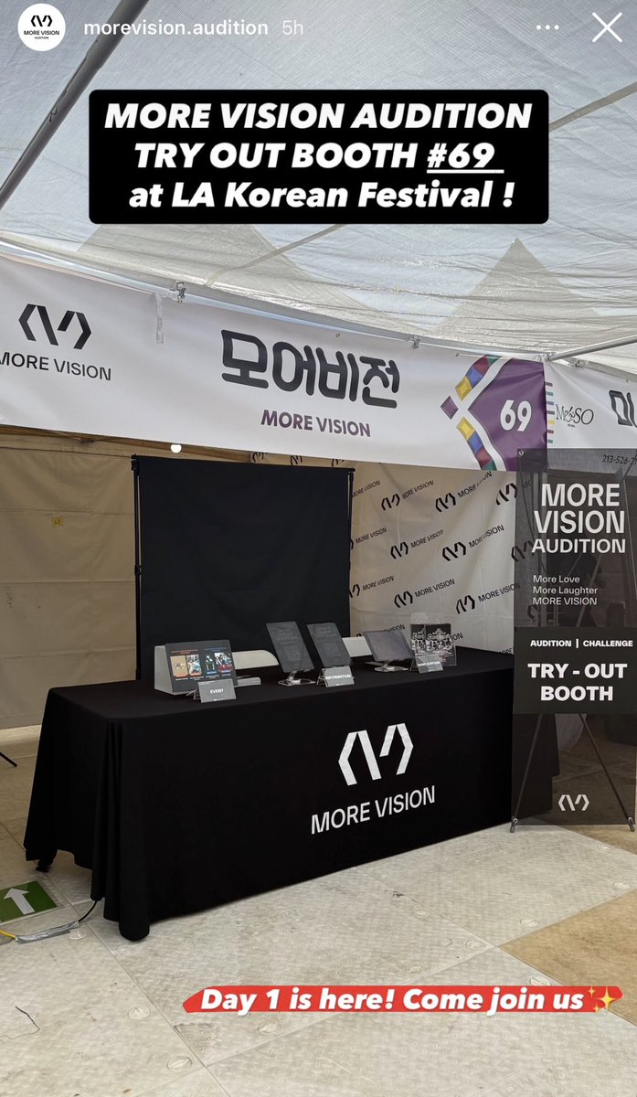 dimpsaomghghrMV's tweet photo. More Vision audition try out booth at LA Korean Festival https://t.co/TU8CSi7GRW