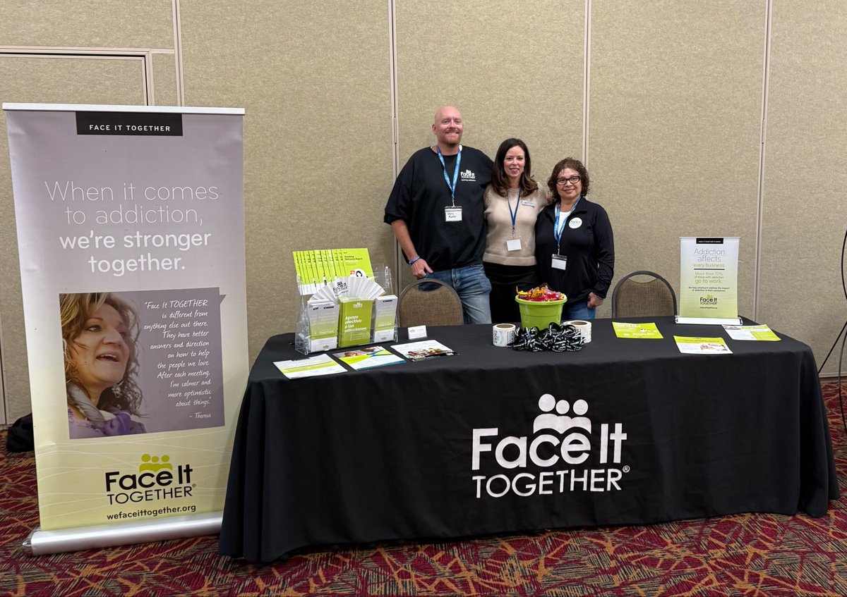 startsdprogram's tweet photo. Thank you to our speakers, partners, attendees, &amp; team for a collaborative and inspiring Empowering Recovery Summit '26! 💛💙 #startsd #EmpoweringRecovery #recovery #communitysupport #southdakota More pictures to come! 📸 https://t.co/4jEWKKgEH3